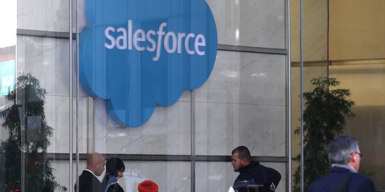 CRM, FL, PSTG, PSQH and more