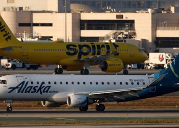 Stocks making the biggest moves premarket: ORCL, ALK, MDB, HQY