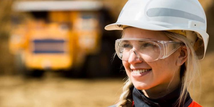 The Highest-Paying Jobs in the Oil & Gas Industry