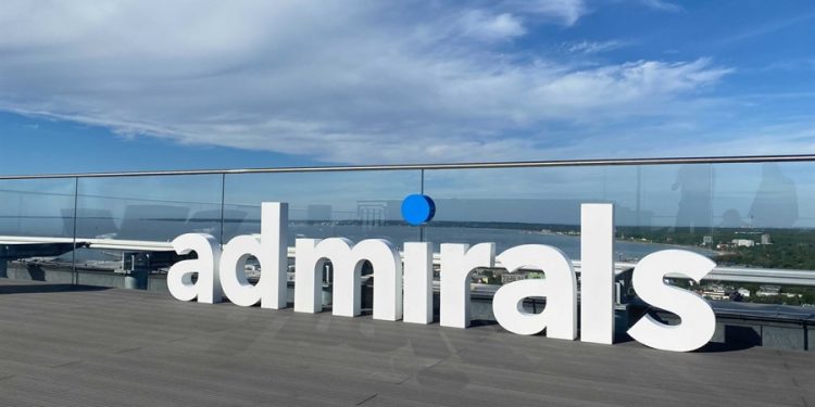 MetaQuotes and TradingView, CMC Invest Taps TipRanks, My Forex Funds