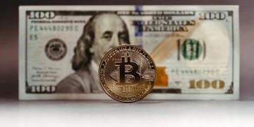 Can Bitcoin Really Save The US? Peter Schiff Thinks Not