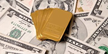 XAU/USD holds around $2,610 ahead of Christmas Eve