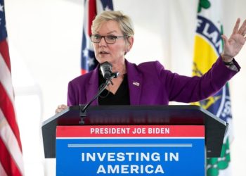 Biden administration casts fresh doubt on new US LNG expansion