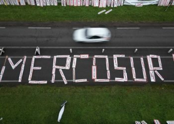 EU strikes blockbuster trade deal with Mercosur