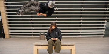 Iran lifts ban on WhatsApp and Google Play