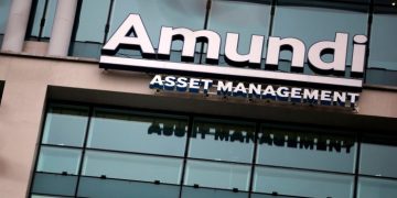 Allianz pauses talks with Amundi to form €2.8tn asset management giant