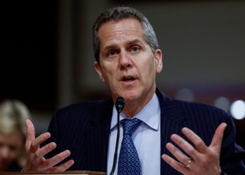 Fed says it is weighing changes to bank tests for systemic risk