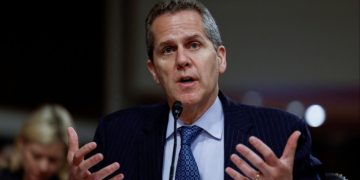 Fed says it is weighing changes to bank tests for systemic risk