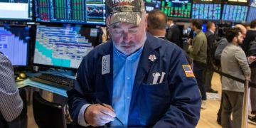 The zero-sum game investors are betting on