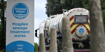 Thames Water warns that rival bondholders’ plan risks nationalisation
