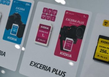 Chipmaker Kioxia rises on debut at the end of Bain’s long road to IPO