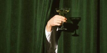 Fine wine market in the red as Chinese demand dries up