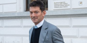 Swiss prosecutors demand 4-year jail sentence for former Trafigura COO