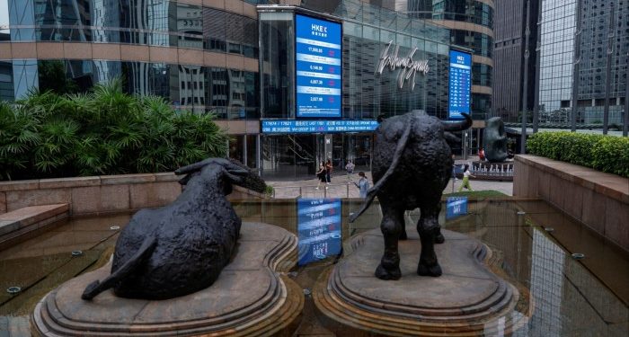Hong Kong stocks rise ahead of US inflation data