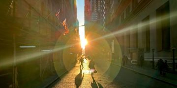 Wall Street banks see gains ahead for stocks and bonds