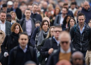 Investors call for UK government to reform defined benefit pensions