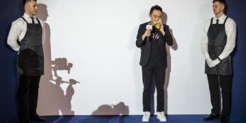 Trump-linked crypto founder eats $6mn banana on stage