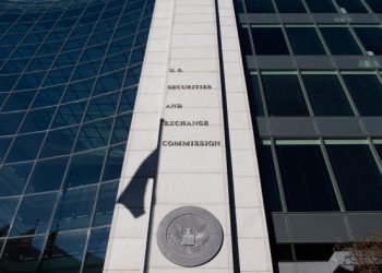 Silver Point accused by SEC of failing to monitor star lawyer