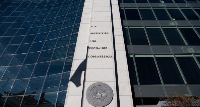 Silver Point accused by SEC of failing to monitor star lawyer