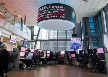 French stock market on track for worst showing since Eurozone crisis