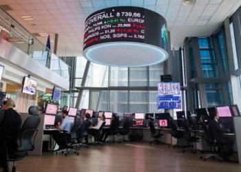 French stocks notch longest winning streak since May on political shake-up