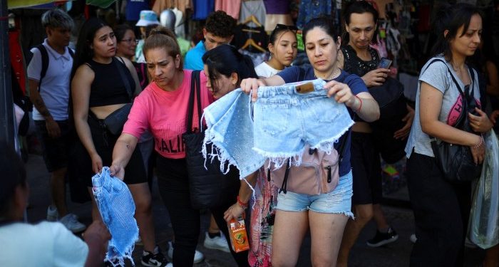 Argentina’s world-beating currency rally puts pressure on Javier Milei