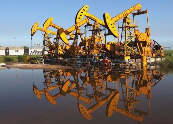 Crude Oil falls for fifth straight day as Fed, Trump deliver blow to outlook