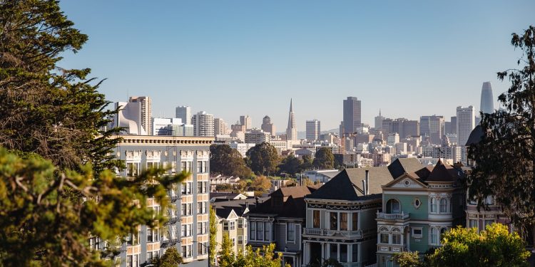 Capitalizing On The Return To Office: Big City Real Estate Insights