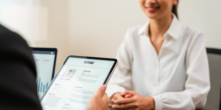 What Sets It Apart – Money Crashers