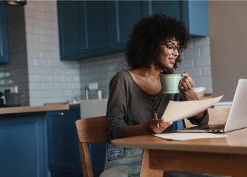 What is an Unsecured Credit Card? (2024 Guide)