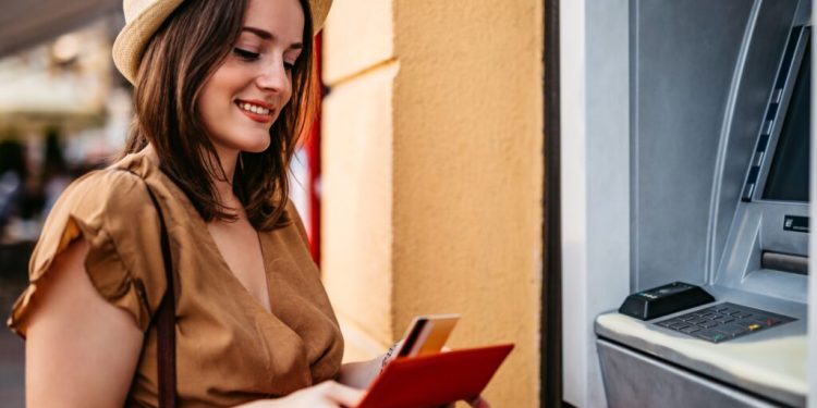 11 Best Free Checking Accounts in December 2024 – Money Crashers