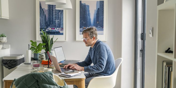 Here’s how workers feel about return-to-office mandates