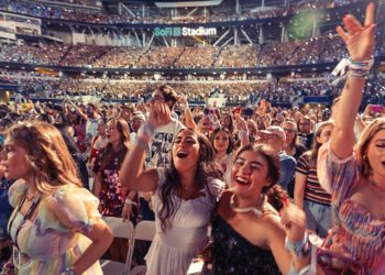 Concert ticket prices soar, but music fans don’t care