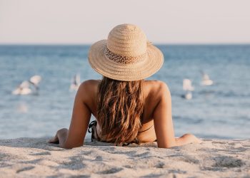 12 Simple Habits for Living a Happy Life