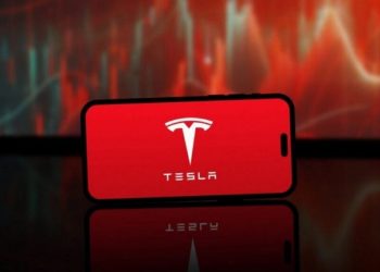 Biden Admin Brushes Off Tesla’s $100M Big-Rig Charging Funding Application, Says Report: Elon Musk Sighs – Tesla (NASDAQ:TSLA)