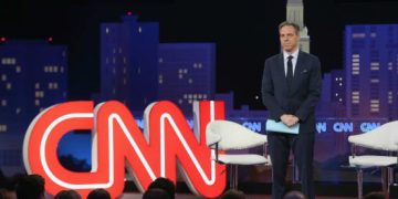 CNN Settles Defamation Suit After Jury Found It Liable for Smearing Navy Veteran in Afghanistan Evacuation Story