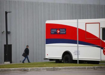 Canada to Provide $720 Million to Canada Post to Avoid Insolvency at Mail Service