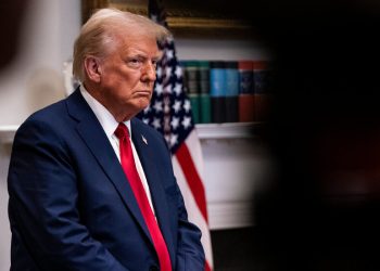 Trumps Threatens Tariffs Feb. 1 on Canada, Mexico and China