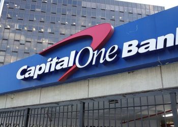 Capital One Faces Widespread Outage as Rivals Thrive