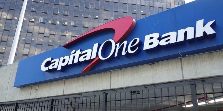 Capital One Faces Widespread Outage as Rivals Thrive