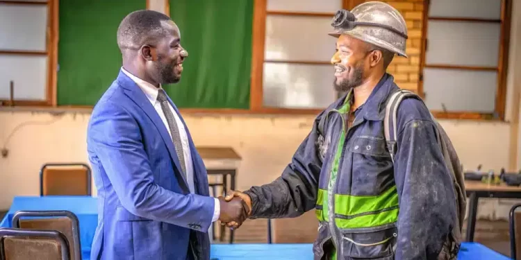 Bitcoin traders, miners unite – Could BTC soar 560%?