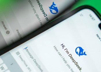 DeepSeek vs. ChatGPT: Hands On With DeepSeek’s R1 Chatbot