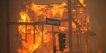 Damages in Los Angeles Are Estimated to Cost Nearly $275 Billion