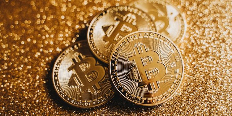 Bitcoin To Challenge Gold? Expert Sees US Taking The Lead