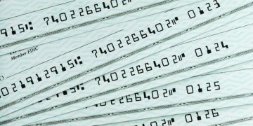 8 Best Places To Cash A Check Without A Bank Account