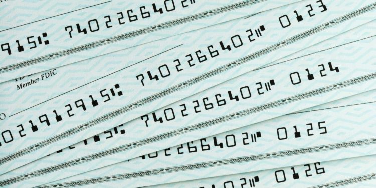 8 Best Places To Cash A Check Without A Bank Account