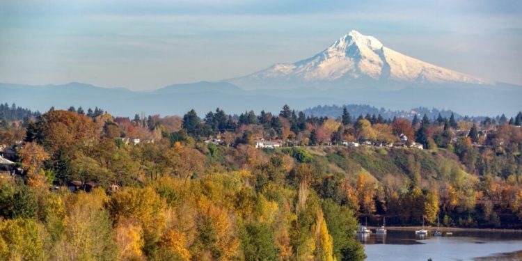Oregon Clamps Down on Wholesaling With a New Law and Registry
