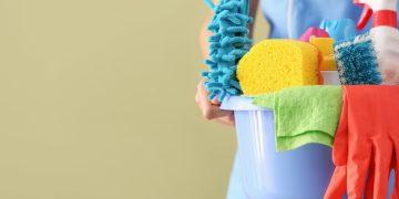 How To Start a Remote Cleaning Business and Make $100,000+ Each Year