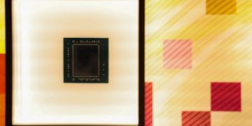 US imposes export controls on chips for AI to counter China