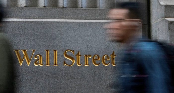 US stocks rally to shake off new year jitters amid light trading